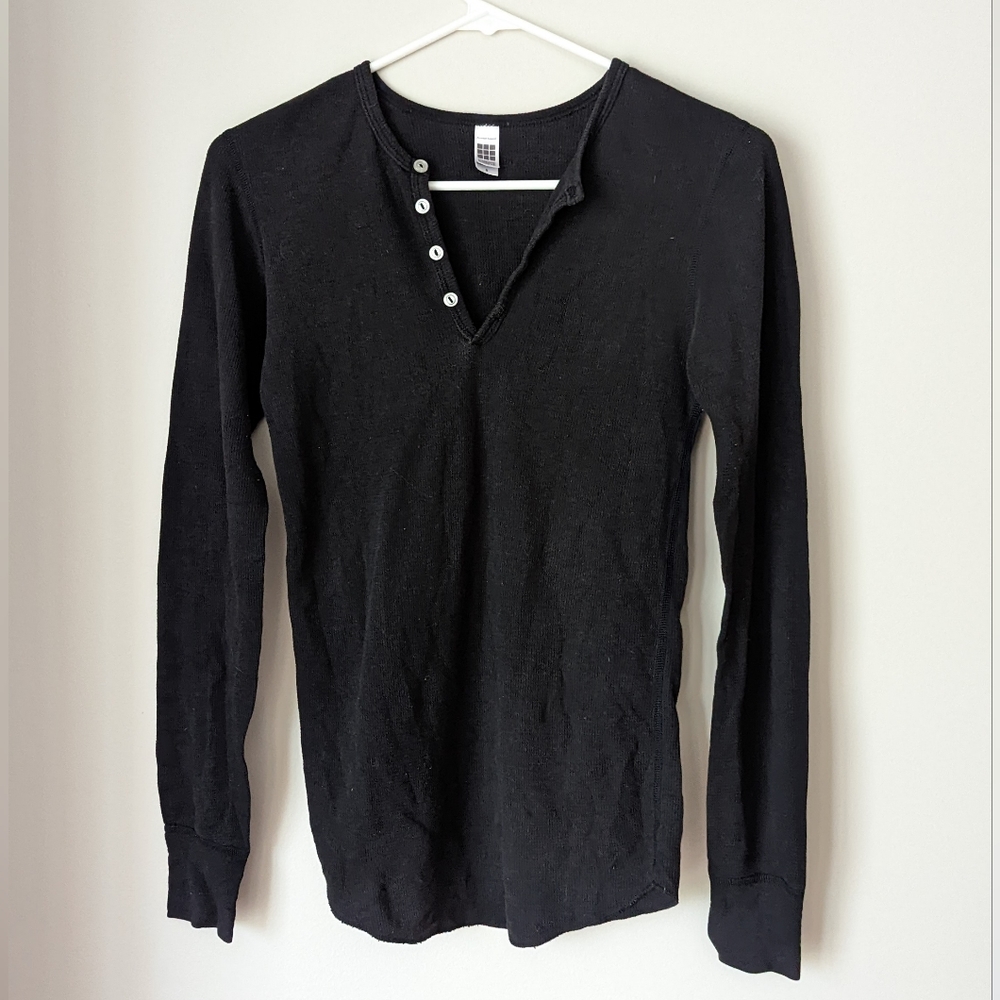 Basic V neck Long Sleeve Shirt